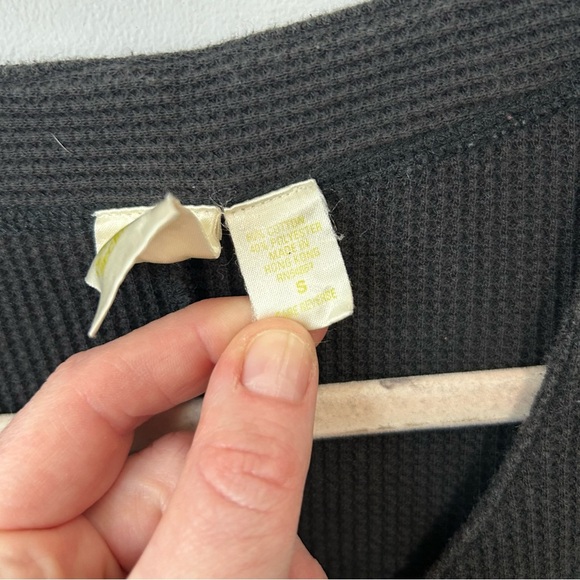 Vintage Victoria's Secret Charcoal Black Waffle Knit Button Down Jumpsuit Small - Picture 4 of 6